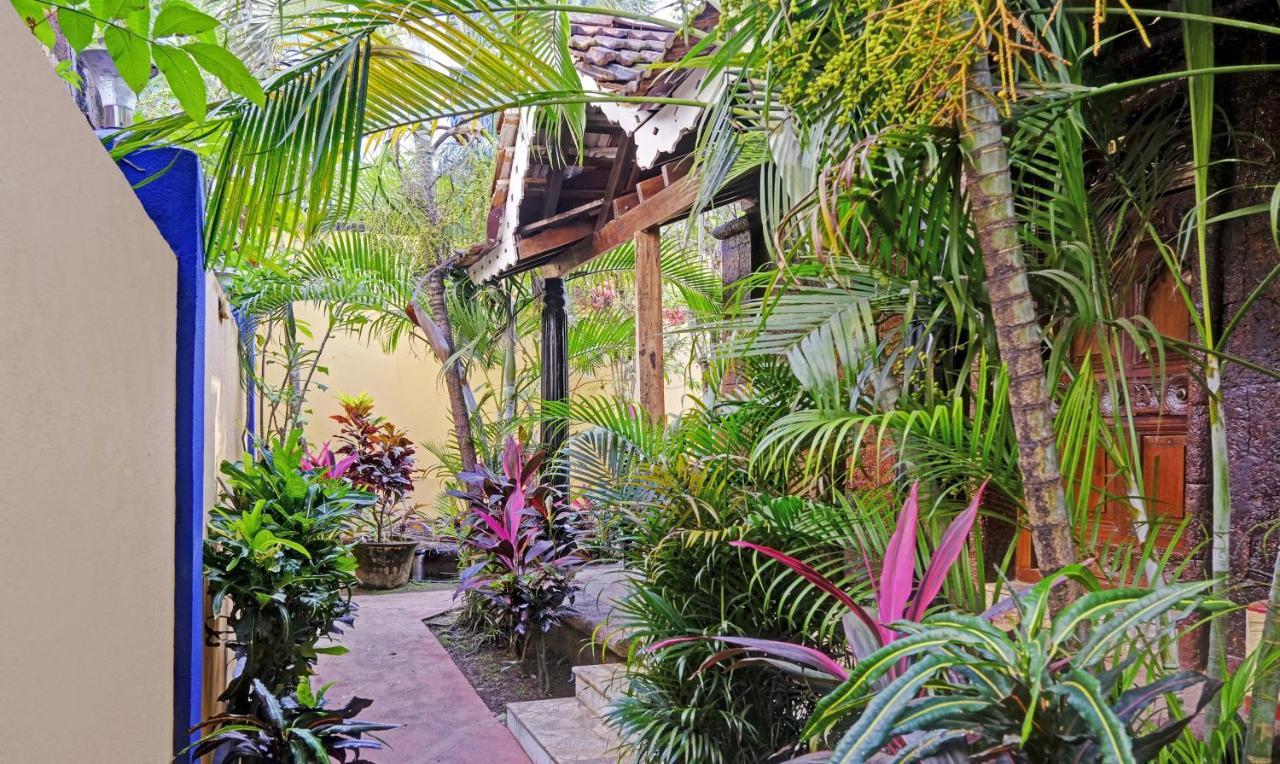 Resort Rosa Salvo Anjuna Exterior foto